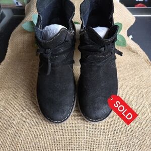 SOLD.....Born Black Ankle Boots